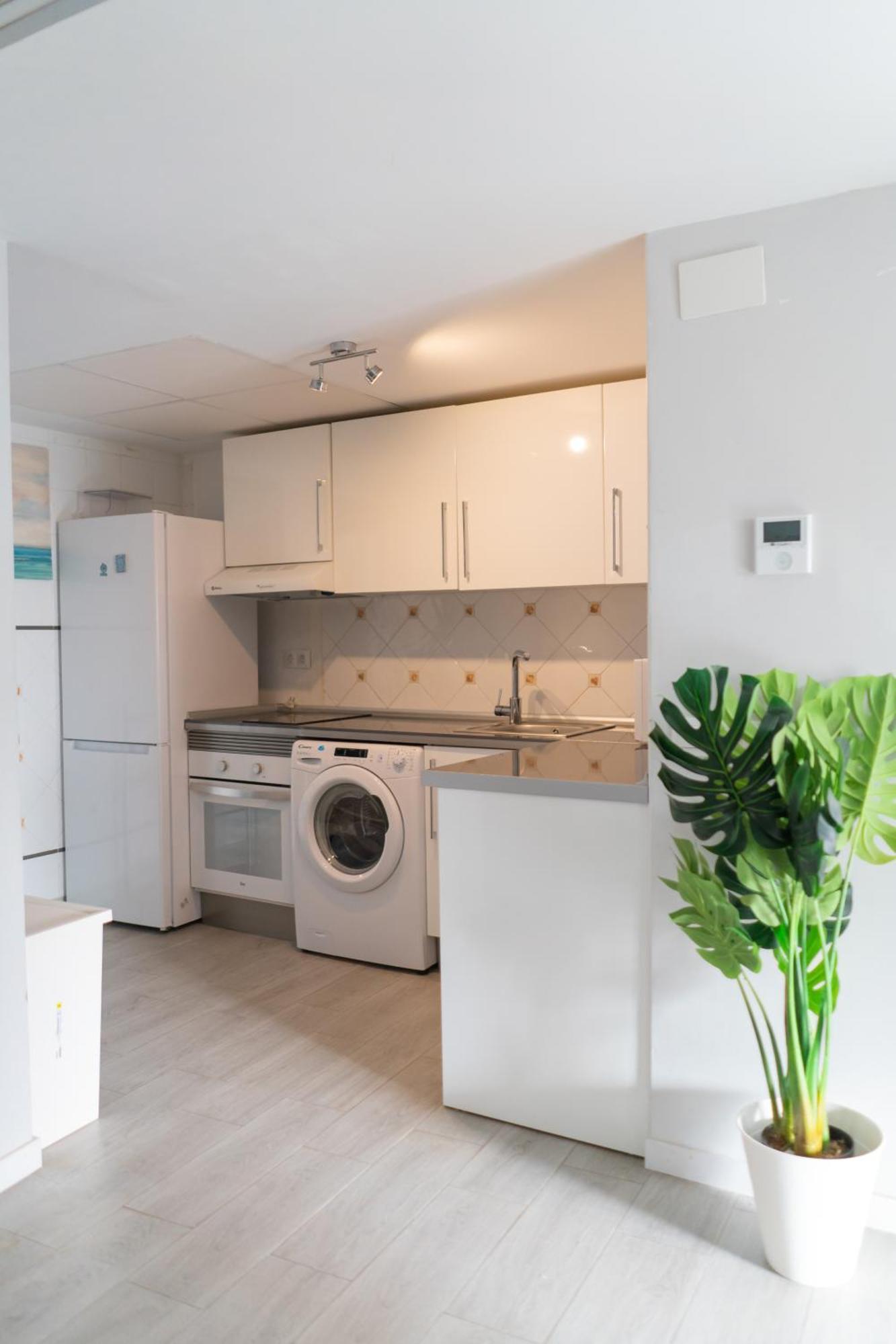3 Rooms Y 3 Baths Y Aparcamiento Catedral Malaga Luaran gambar