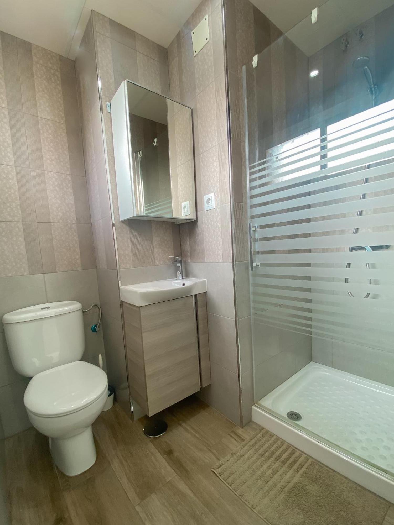 3 Rooms Y 3 Baths Y Aparcamiento Catedral Malaga Luaran gambar